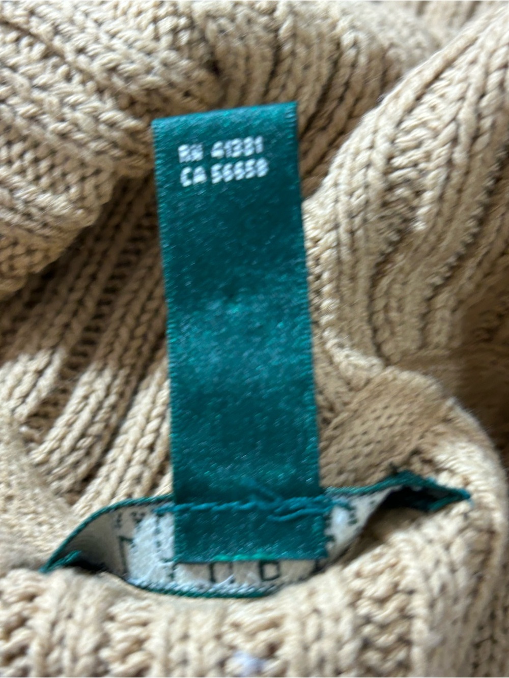Lauren Ralph Lauren Cable Knit Sweater Vest Size L Belted Buckle Shawl Collar - Picture 6 of 8